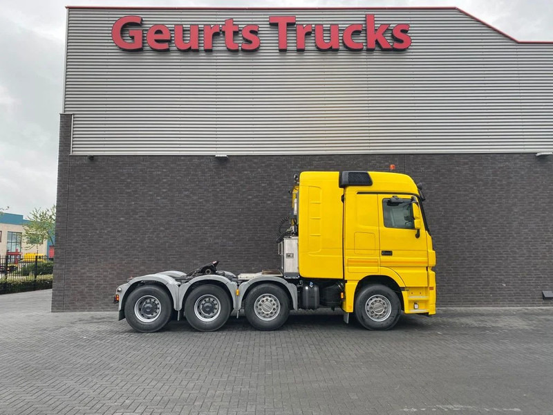 Mercedes-Benz Actros 4165 V8 8X4 SLT TITAN HEAVY DUTY TRACTOR / SCHWERLAST SATTELZUGMASCHINE 250 TON - Trekker: afbeelding 4 Mercedes-Benz Actros 4165 V8 8X4 SLT TITAN HEAVY DUTY TRACTOR / SCHWERLAST SATTELZUGMASCHINE 250 TON - Trekker: afbeelding 4