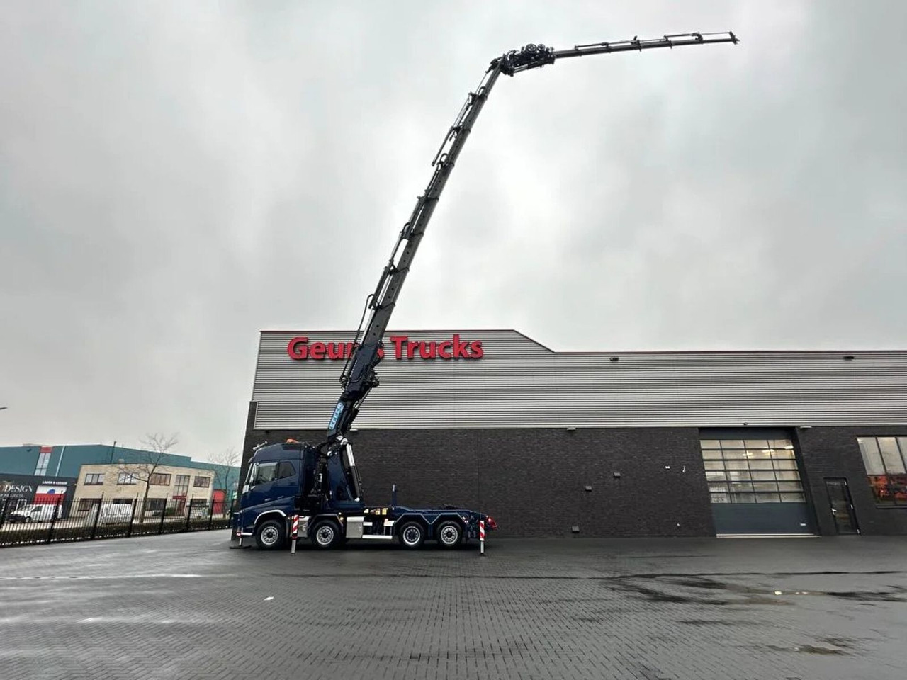 Volvo FH 16.650 8X2 + EFFER 1855/8S + JIB 6S HEAVY DUT - Trekker: afbeelding 4 Volvo FH 16.650 8X2 + EFFER 1855/8S + JIB 6S HEAVY DUT - Trekker: afbeelding 4