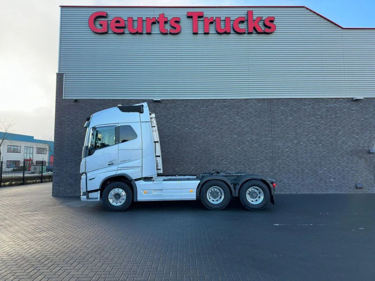 Volvo FH 16.750 6X4 TREKKER/TRACTOR/SZM EURO 6 HYDRAUL - Trekker: afbeelding 1 Volvo FH 16.750 6X4 TREKKER/TRACTOR/SZM EURO 6 HYDRAUL - Trekker: afbeelding 1