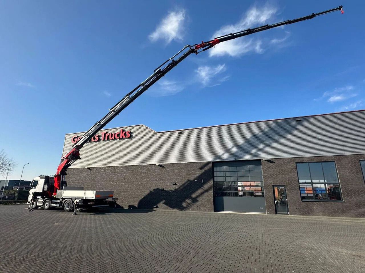 Volvo FH 500 8X4 RF-RT40G FASSI F1450R.2.8 + JIB L826 - Kraanwagen: afbeelding 4 Volvo FH 500 8X4 RF-RT40G FASSI F1450R.2.8 + JIB L826 - Kraanwagen: afbeelding 4
