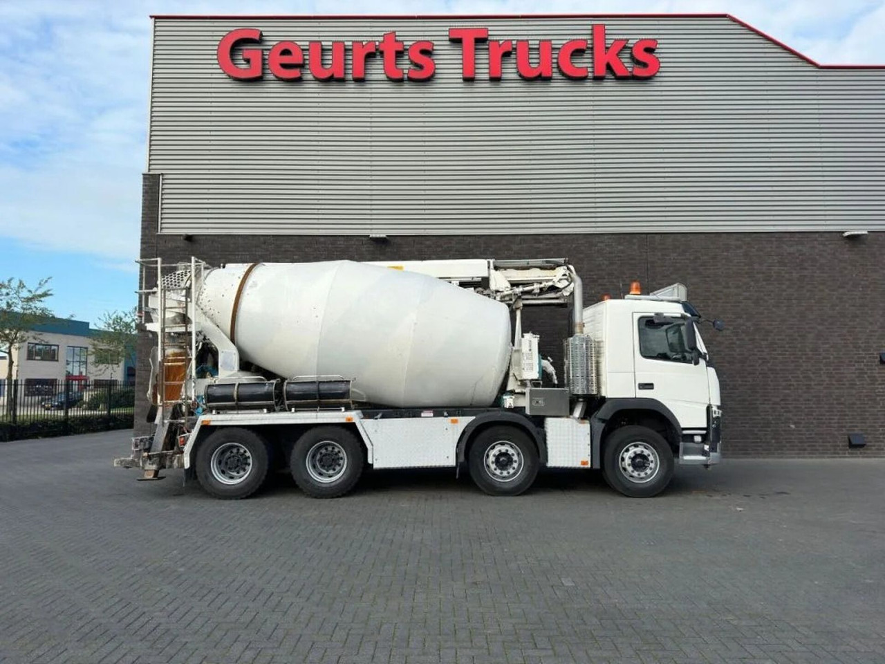 Volvo FM 410 8X4 + STETTER 9 M3 MIXER/MISCHER + THEAM - Betonmixer: afbeelding 4 Volvo FM 410 8X4 + STETTER 9 M3 MIXER/MISCHER + THEAM - Betonmixer: afbeelding 4
