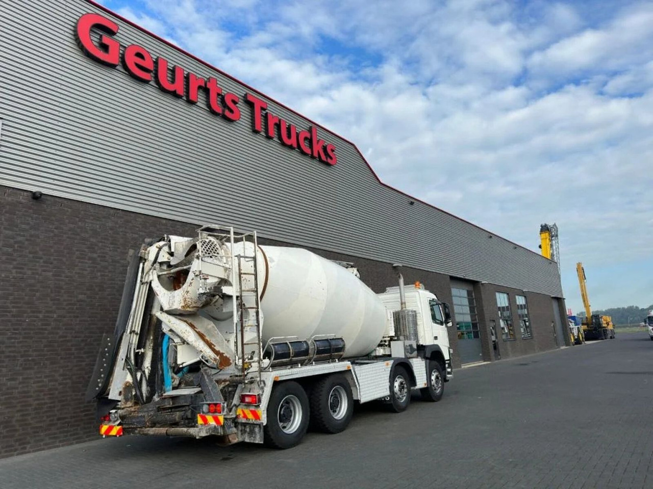 Volvo FM 410 8X4 + STETTER 9 M3 MIXER/MISCHER + THEAM - Betonmixer: afbeelding 5 Volvo FM 410 8X4 + STETTER 9 M3 MIXER/MISCHER + THEAM - Betonmixer: afbeelding 5
