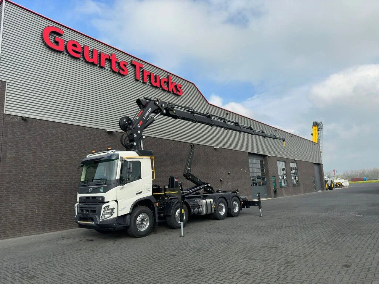 Volvo FMX 500 8X4 HIAB HAAKARM + HIAB 548 E-8 KRAAN/KR - Kraanwagen: afbeelding 2 Volvo FMX 500 8X4 HIAB HAAKARM + HIAB 548 E-8 KRAAN/KR - Kraanwagen: afbeelding 2