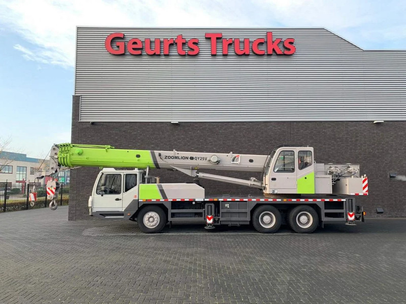 Zoomlion QY25V51.5 25 TONS CRANE/KRAN/GRUA/KRAAN - Alle terrein kraan: afbeelding 1 Zoomlion QY25V51.5 25 TONS CRANE/KRAN/GRUA/KRAAN - Alle terrein kraan: afbeelding 1