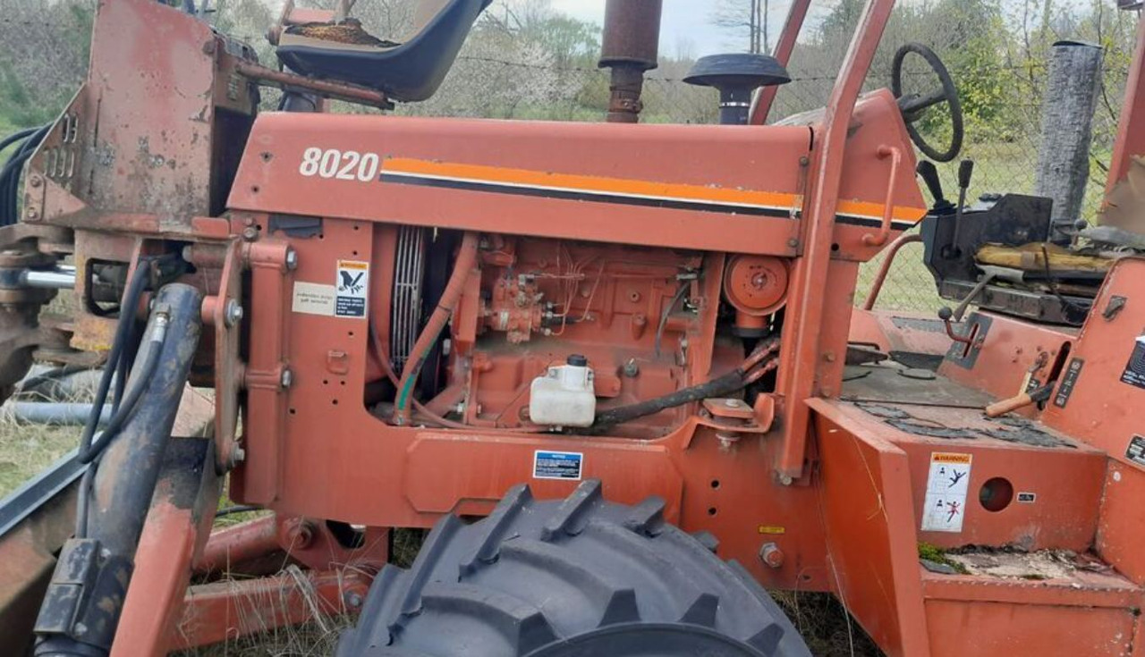 DITCH WITCH 8020 - Sleuvengraver: afbeelding 2 DITCH WITCH 8020 - Sleuvengraver: afbeelding 2