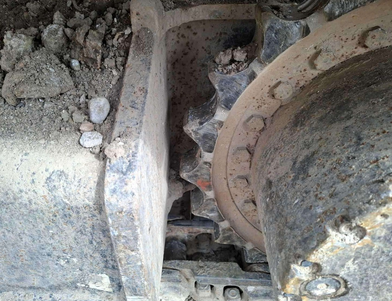 HYUNDAI 210 LC - 7 - Rupsgraafmachine: afbeelding 4 HYUNDAI 210 LC - 7 - Rupsgraafmachine: afbeelding 4