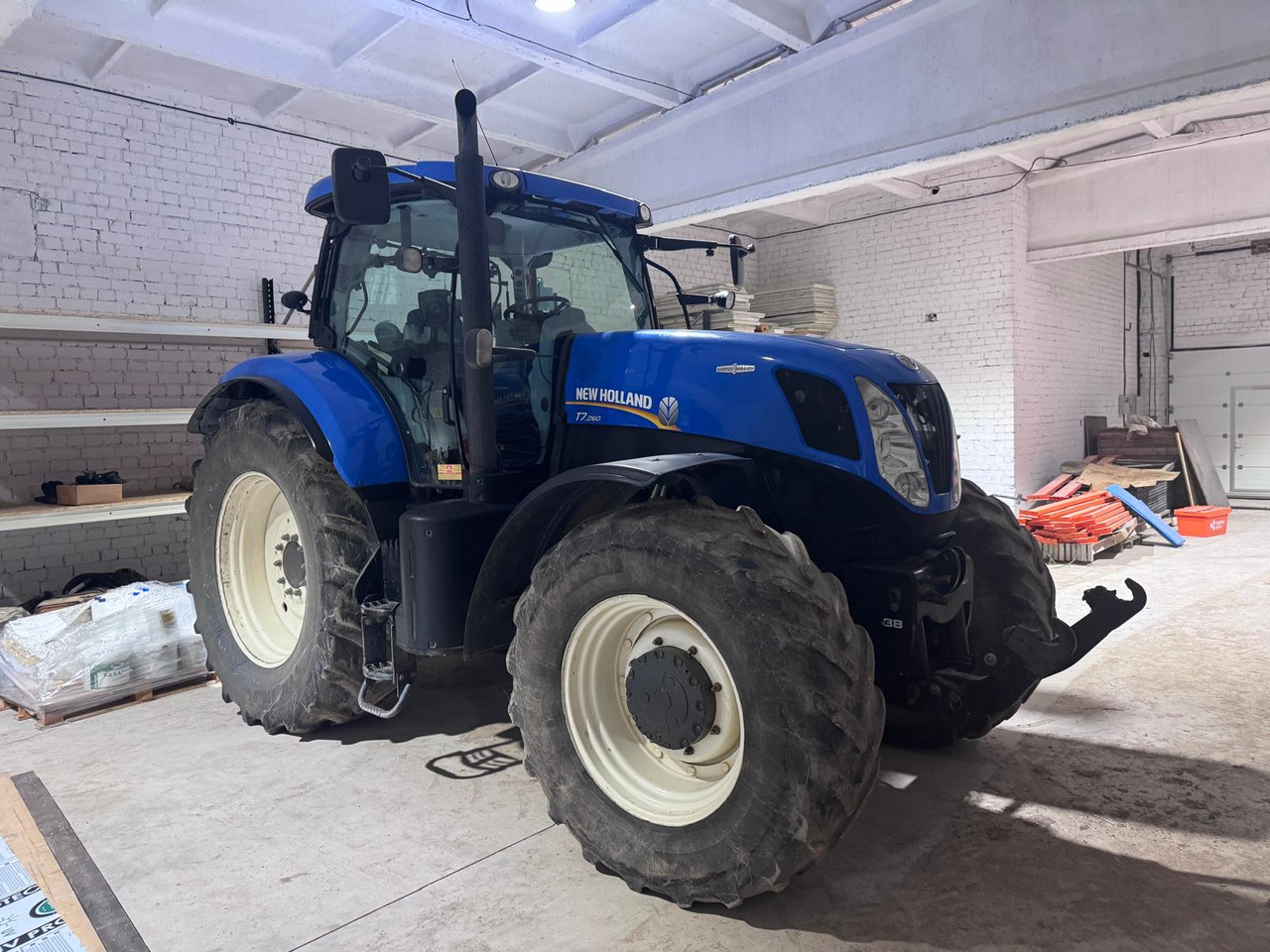 NEW HOLLAND T7.260 - Tractor: afbeelding 2 NEW HOLLAND T7.260 - Tractor: afbeelding 2
