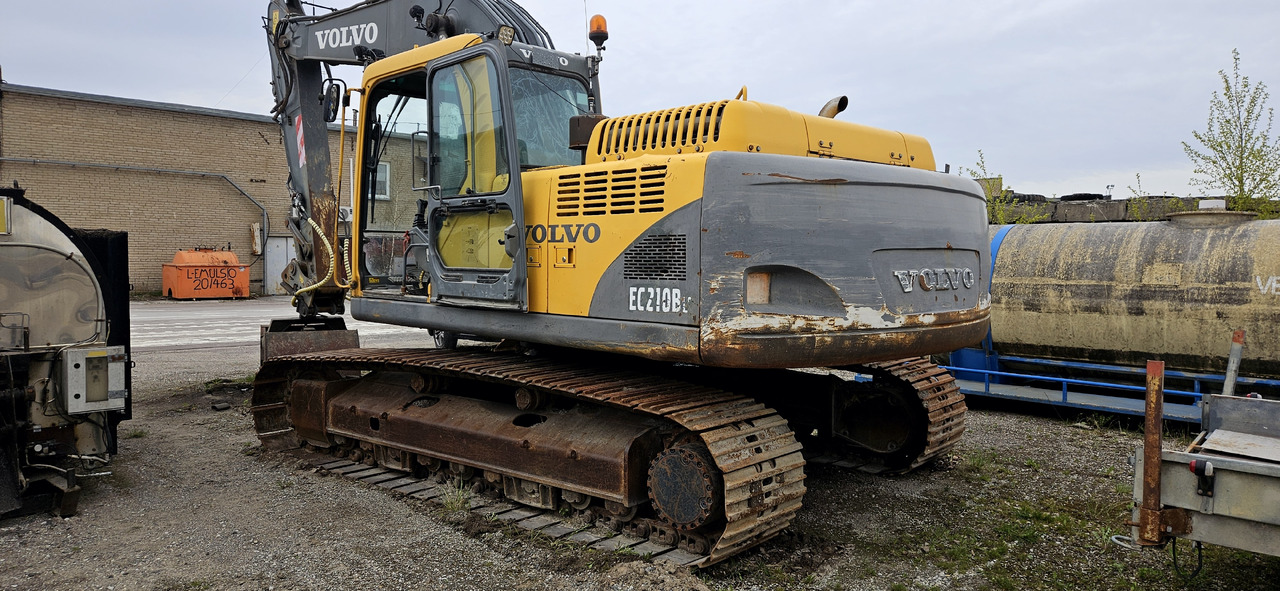 Volvo EC 210 BLC  new engine - Rupsgraafmachine: afbeelding 4 Volvo EC 210 BLC  new engine - Rupsgraafmachine: afbeelding 4