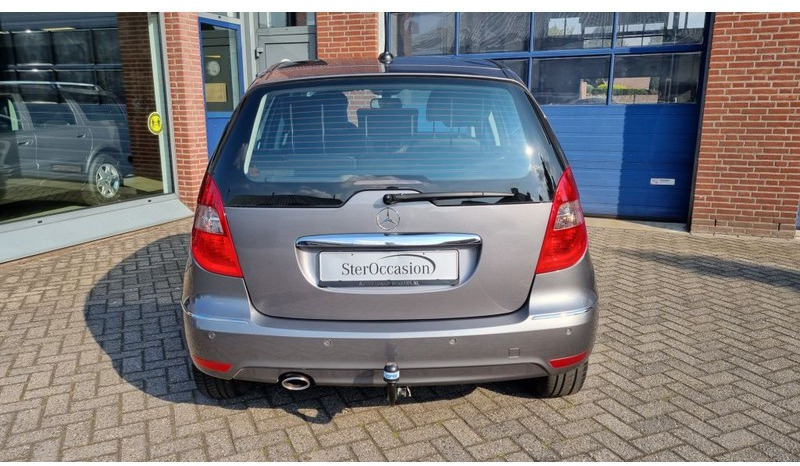 Mercedes-Benz A-Klasse A160 Automaat Elegance.airco.trekhaak. - Hatchback: afbeelding 4 Mercedes-Benz A-Klasse A160 Automaat Elegance.airco.trekhaak. - Hatchback: afbeelding 4