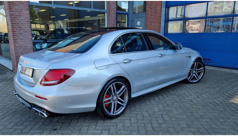 Mercedes-Benz E-Klasse 63 S, 4 Matic AMG..... Premium plus. - Sedan: afbeelding 3 Mercedes-Benz E-Klasse 63 S, 4 Matic AMG..... Premium plus. - Sedan: afbeelding 3