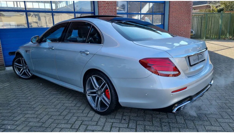 Mercedes-Benz E-Klasse 63 S, 4 Matic AMG..... Premium plus. - Sedan: afbeelding 4 Mercedes-Benz E-Klasse 63 S, 4 Matic AMG..... Premium plus. - Sedan: afbeelding 4