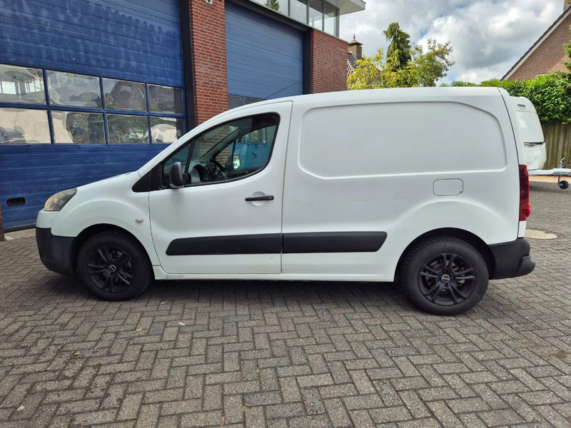 Peugeot Partner 1.6 D - Kleine bestelwagen: afbeelding 3 Peugeot Partner 1.6 D - Kleine bestelwagen: afbeelding 3
