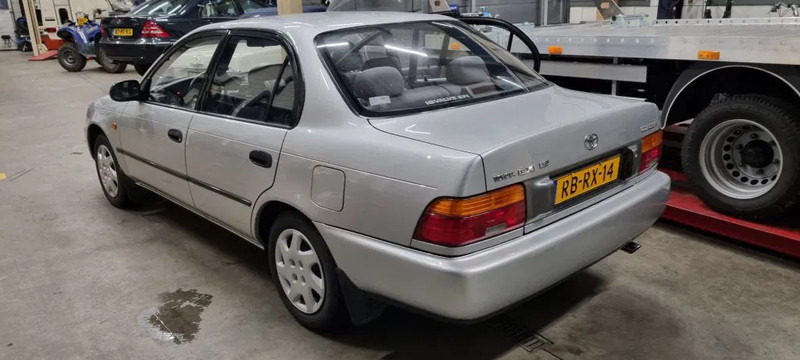 Toyota Corolla GXI 1.6. autom... Limited - Sedan: afbeelding 4 Toyota Corolla GXI 1.6. autom... Limited - Sedan: afbeelding 4