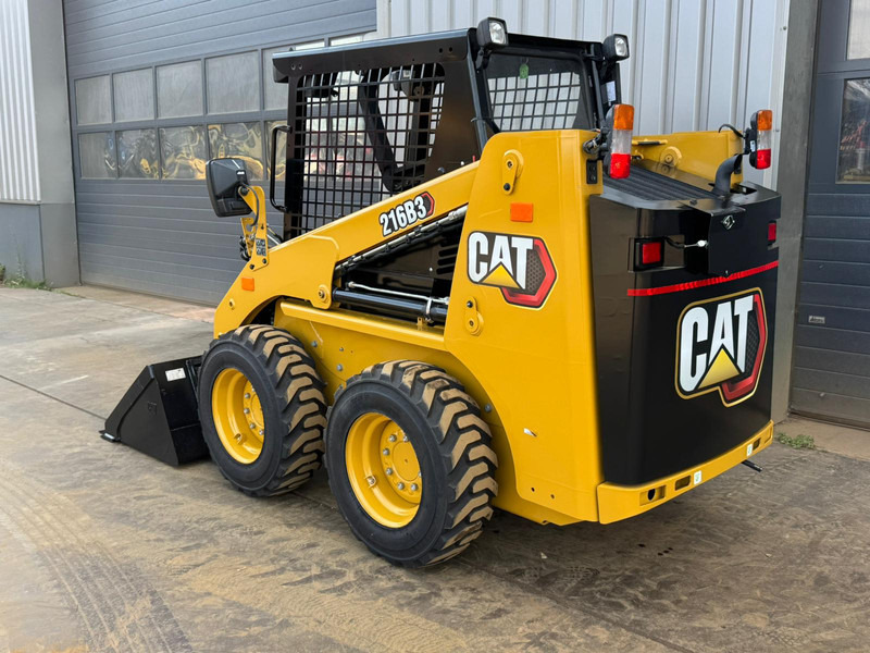 Caterpillar 216B3 - Lader: afbeelding 2 Caterpillar 216B3 - Lader: afbeelding 2
