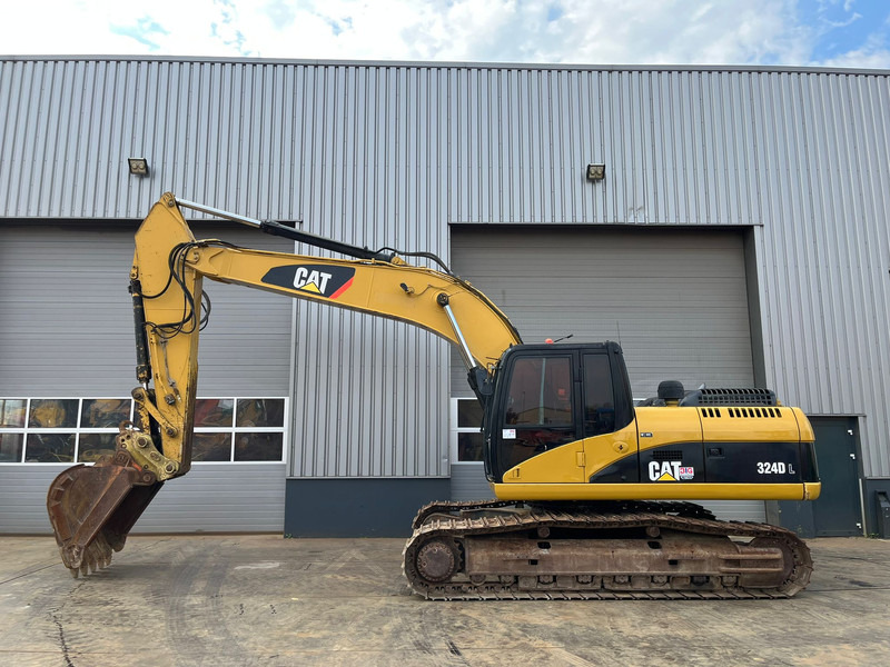 Caterpillar 324DL - Hammerlines / A/C Cabin / Caterpillar C7 / Quick Coupler / Bucket with teeth. - Rupsgraafmachine: afbeelding 1 Caterpillar 324DL - Hammerlines / A/C Cabin / Caterpillar C7 / Quick Coupler / Bucket with teeth. - Rupsgraafmachine: afbeelding 1