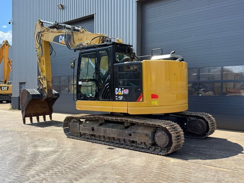 Caterpillar 325F LCR - 3 buckets - Rupsgraafmachine: afbeelding 2 Caterpillar 325F LCR - 3 buckets - Rupsgraafmachine: afbeelding 2