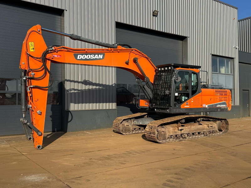 Doosan DX255NLC-5 - Rupsgraafmachine: afbeelding 3 Doosan DX255NLC-5 - Rupsgraafmachine: afbeelding 3