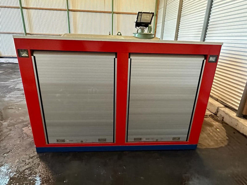 Emiliana Serbatoi Service Truck Structure / NEW - Opslagtank: afbeelding 4 Emiliana Serbatoi Service Truck Structure / NEW - Opslagtank: afbeelding 4