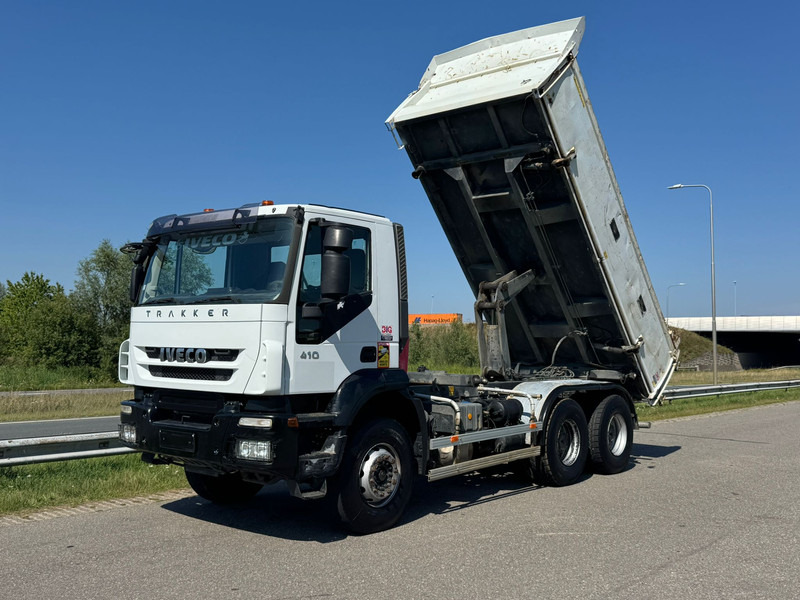 Iveco Trakker 410 6x4 Kipper - Kipper vrachtwagen: afbeelding 1 Iveco Trakker 410 6x4 Kipper - Kipper vrachtwagen: afbeelding 1