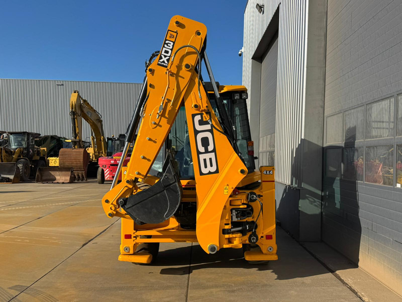 JCB 3DX 4x4 Super with extendable boom - Graaflaadmachine: afbeelding 4 JCB 3DX 4x4 Super with extendable boom - Graaflaadmachine: afbeelding 4