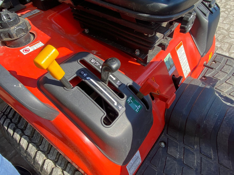 Gazonmaaier KIOTI KIOTI CS2610 Lawn Mower ng tractor - Grasmaaier: afbeelding 11