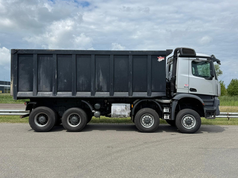 MERCEDESBENZ Arocs 4848 8x8 tipper - Kipper vrachtwagen: afbeelding 5 MERCEDESBENZ Arocs 4848 8x8 tipper - Kipper vrachtwagen: afbeelding 5