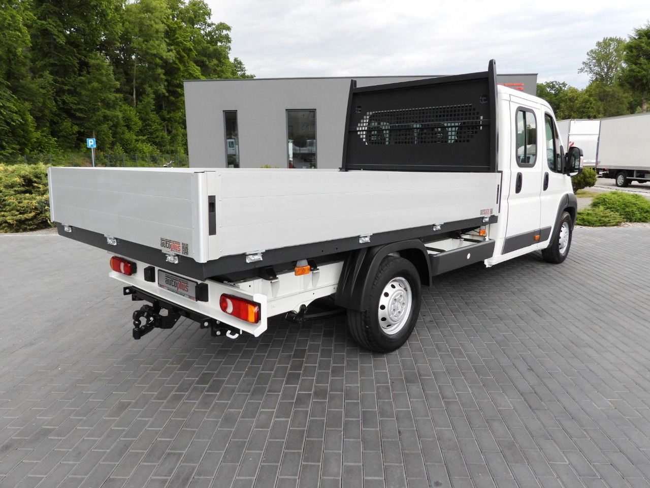 Citroën JUMPER PRITSCHE DOPPELKABINE DOKA 7 SITZE - Bestelwagen open laadbak, Bestelwagen met dubbele cabine: afbeelding 3 Citroën JUMPER PRITSCHE DOPPELKABINE DOKA 7 SITZE - Bestelwagen open laadbak, Bestelwagen met dubbele cabine: afbeelding 3