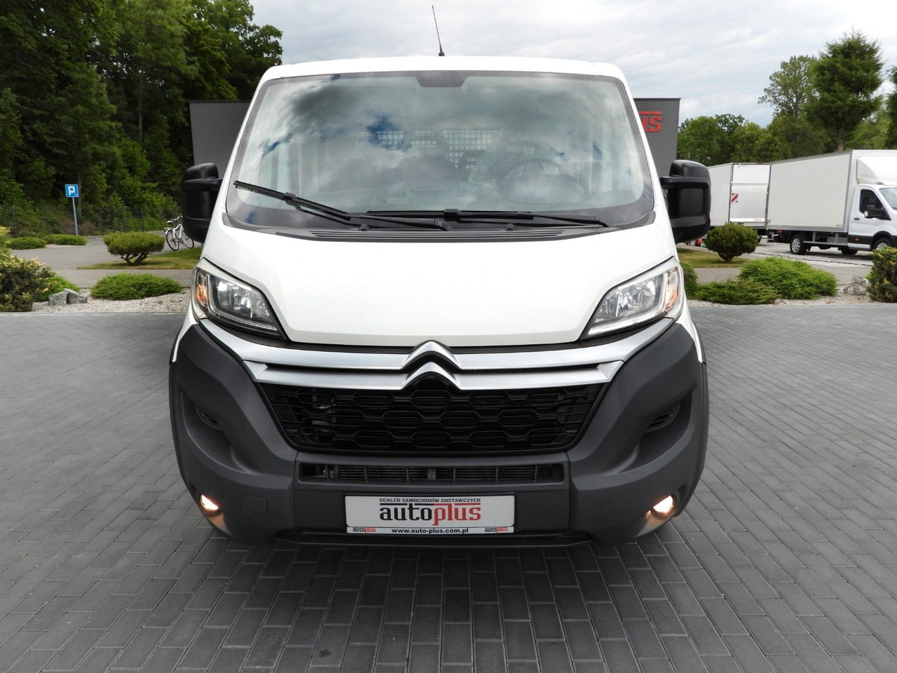 Citroën JUMPER PRITSCHE DOPPELKABINE DOKA 7 SITZE - Bestelwagen open laadbak, Bestelwagen met dubbele cabine: afbeelding 5 Citroën JUMPER PRITSCHE DOPPELKABINE DOKA 7 SITZE - Bestelwagen open laadbak, Bestelwagen met dubbele cabine: afbeelding 5