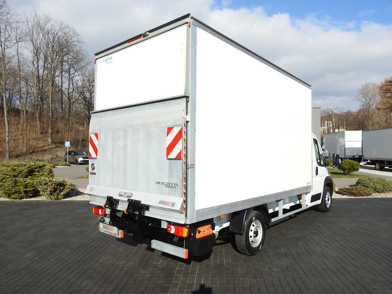 FIAT DUCATO BOX LIFT 8 PALLETS CRUISE CONTROL NAVIGATION LED LIGHTS AIR CONDITIONING 130HP - Bestelwagen gesloten laadbak: afbeelding 3 FIAT DUCATO BOX LIFT 8 PALLETS CRUISE CONTROL NAVIGATION LED LIGHTS AIR CONDITIONING 130HP - Bestelwagen gesloten laadbak: afbeelding 3