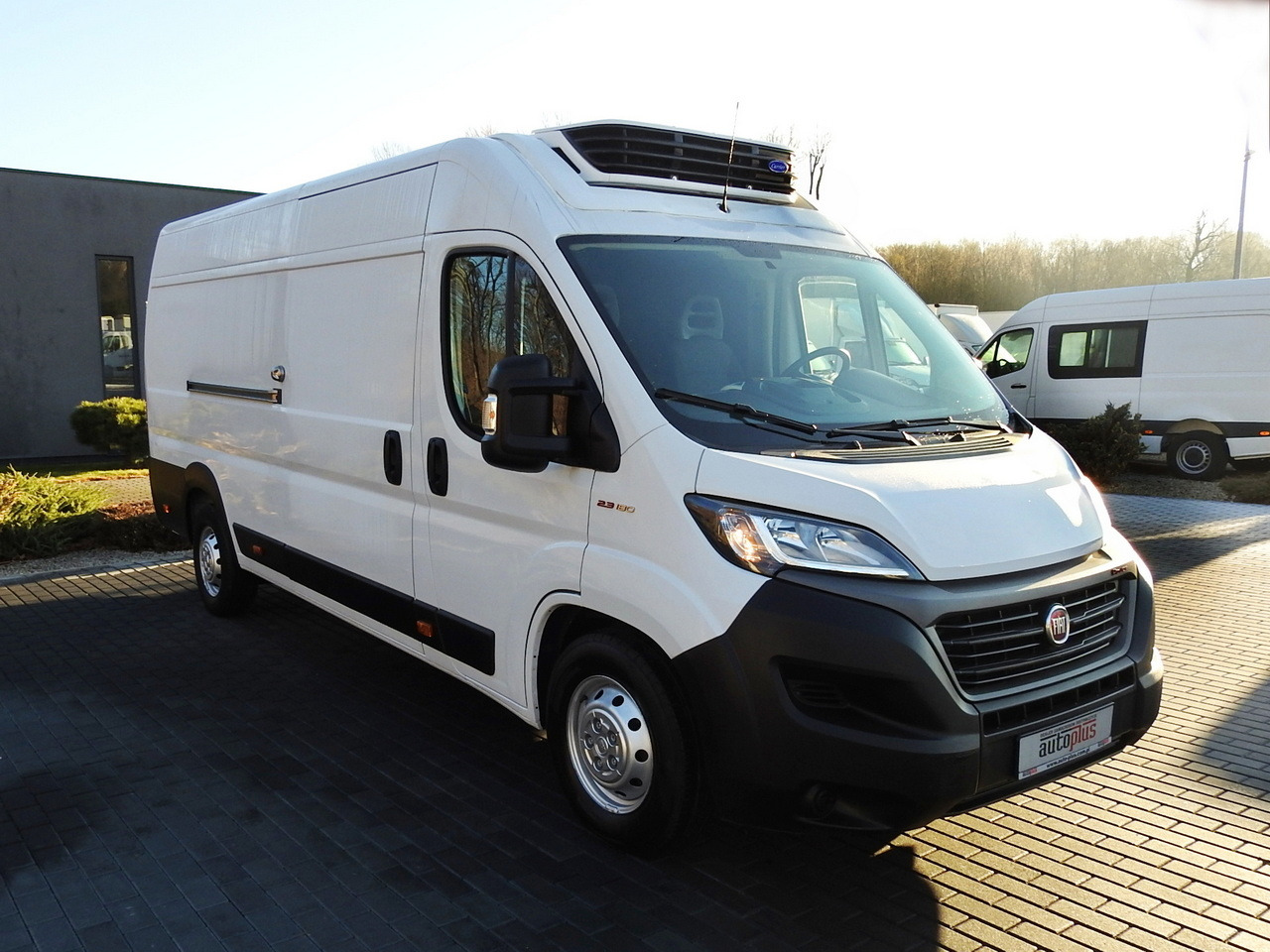 FIAT DUCATO REFRIGERATOR VAN -10*C POWER SUPPLY 230V AIR CONDITIONING 175HP - Koelwagen: afbeelding 4 FIAT DUCATO REFRIGERATOR VAN -10*C POWER SUPPLY 230V AIR CONDITIONING 175HP - Koelwagen: afbeelding 4