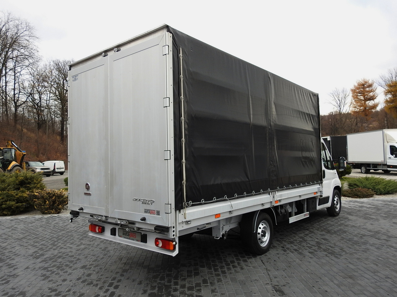 FIAT DUCATO TARPAULIN 10 PALLETS AIR CONDITIONING PNEUMATICS 160HP - Schuifzeilen bestelwagen: afbeelding 3 FIAT DUCATO TARPAULIN 10 PALLETS AIR CONDITIONING PNEUMATICS 160HP - Schuifzeilen bestelwagen: afbeelding 3