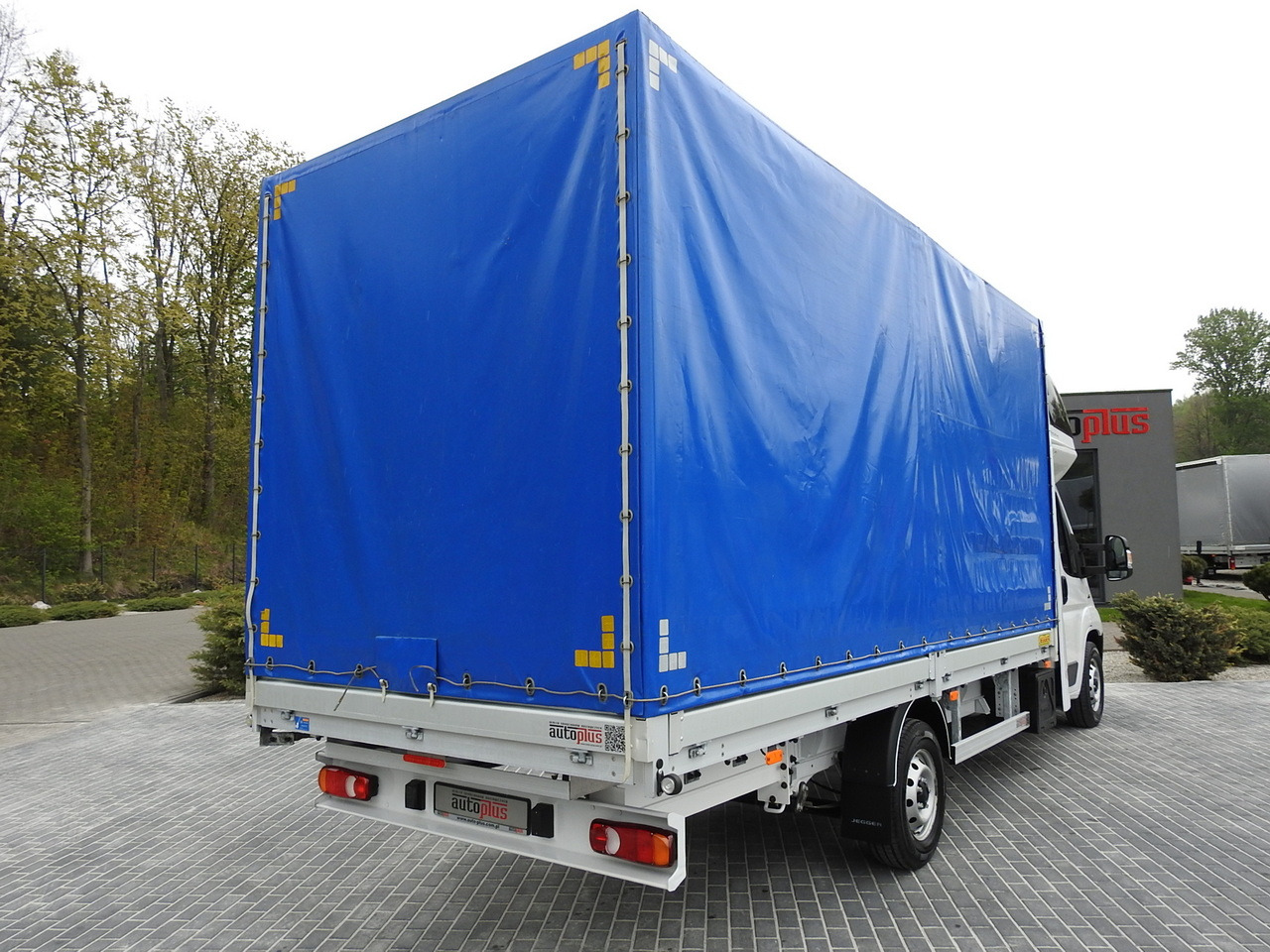 FIAT DUCATO TARPAULIN 10 PALLETS WEBASTO CRUISE CONTROL AIR CONDITIONING 180HP - Schuifzeilen bestelwagen: afbeelding 3 FIAT DUCATO TARPAULIN 10 PALLETS WEBASTO CRUISE CONTROL AIR CONDITIONING 180HP - Schuifzeilen bestelwagen: afbeelding 3