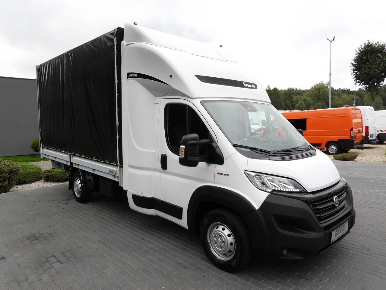 FIAT DUCATO TARPAULIN 9 PALLETS CRUISE CONTROL LED LIGHTS PNEUMATICS AIR CONDITIONING 180HP - Schuifzeilen bestelwagen: afbeelding 4 FIAT DUCATO TARPAULIN 9 PALLETS CRUISE CONTROL LED LIGHTS PNEUMATICS AIR CONDITIONING 180HP - Schuifzeilen bestelwagen: afbeelding 4