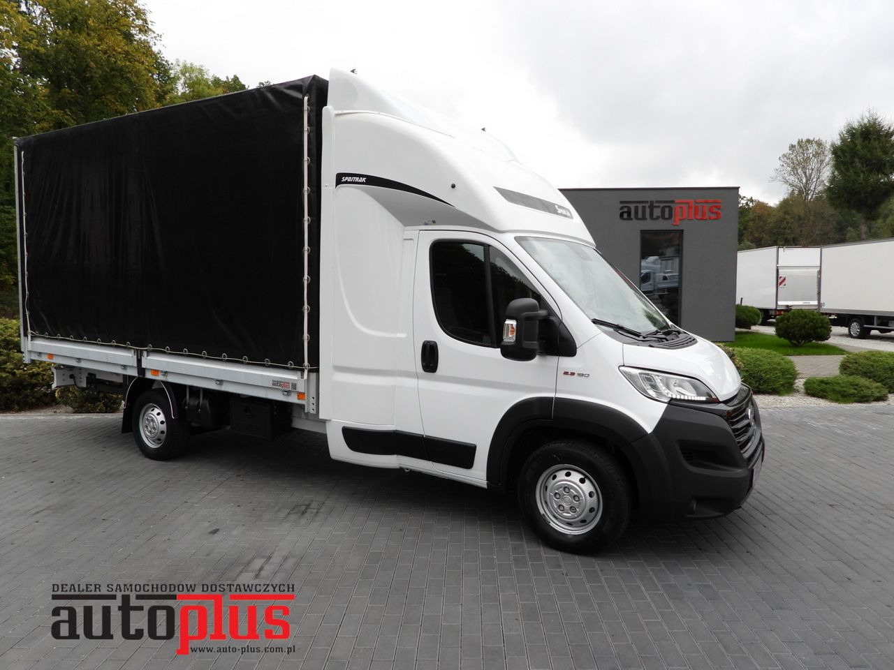 FIAT DUCATO TARPAULIN 9 PALLETS CRUISE CONTROL LED LIGHTS PNEUMATICS AIR CONDITIONING 180HP - Schuifzeilen bestelwagen: afbeelding 1 FIAT DUCATO TARPAULIN 9 PALLETS CRUISE CONTROL LED LIGHTS PNEUMATICS AIR CONDITIONING 180HP - Schuifzeilen bestelwagen: afbeelding 1