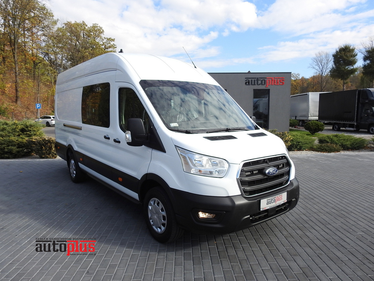 FORD TRANSIT BOX DELIVERY VAN 6 SEATS CRUISE CONTROL AIR CONDITIONING LED LIGHTS 130HP - Gesloten bestelwagen: afbeelding 1 FORD TRANSIT BOX DELIVERY VAN 6 SEATS CRUISE CONTROL AIR CONDITIONING LED LIGHTS 130HP - Gesloten bestelwagen: afbeelding 1