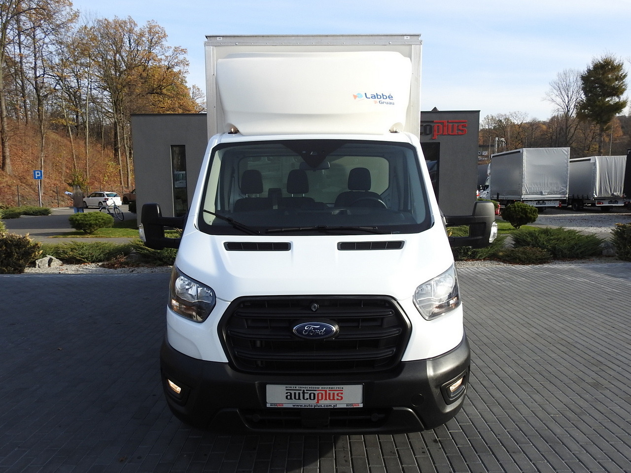 FORD TRANSIT BOX LIFT 8 PALLETS CRUISE CONTROL AIR CONDITIONING 130HP - Bestelwagen gesloten laadbak: afbeelding 5 FORD TRANSIT BOX LIFT 8 PALLETS CRUISE CONTROL AIR CONDITIONING 130HP - Bestelwagen gesloten laadbak: afbeelding 5