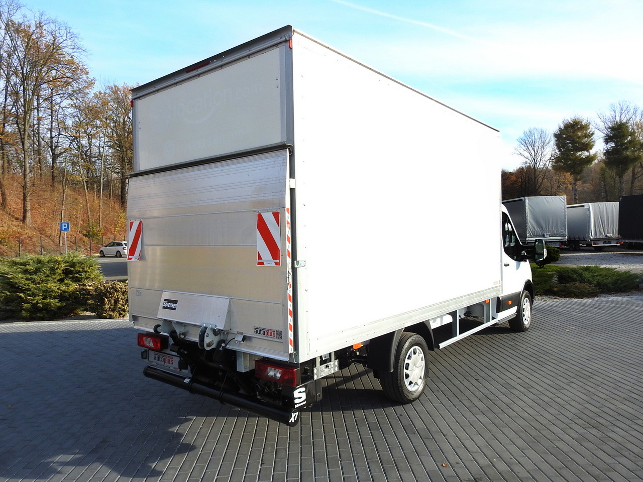FORD TRANSIT BOX LIFT 8 PALLETS CRUISE CONTROL AIR CONDITIONING  130HP - Koelwagen: afbeelding 3 FORD TRANSIT BOX LIFT 8 PALLETS CRUISE CONTROL AIR CONDITIONING  130HP - Koelwagen: afbeelding 3