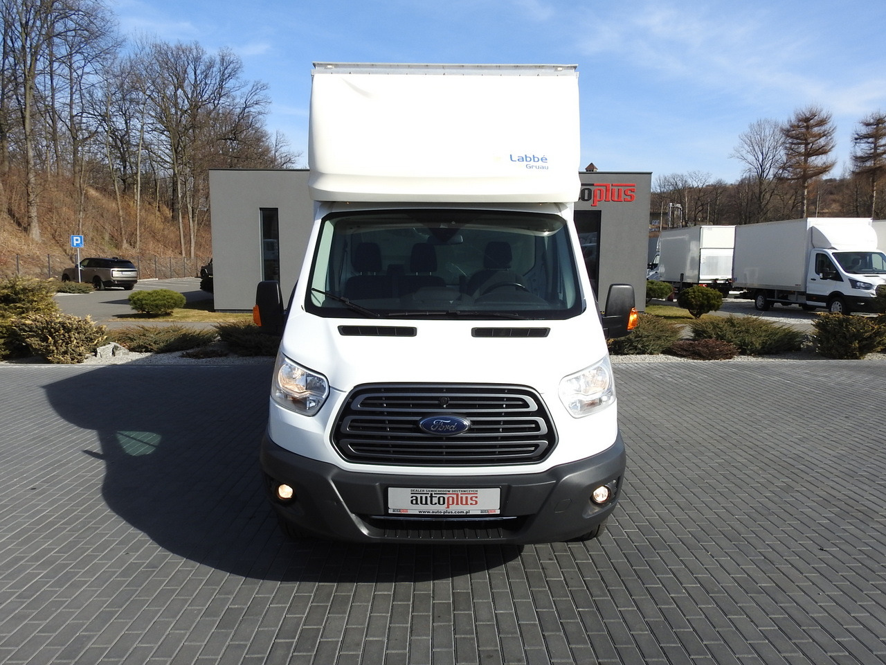 FORD TRANSIT BOX LIFT 8 PALLETS CRUISE CONTROL LED LIGHTS TWIN WHEELS AIR CONDITIONING 170HP - Koelwagen: afbeelding 5 FORD TRANSIT BOX LIFT 8 PALLETS CRUISE CONTROL LED LIGHTS TWIN WHEELS AIR CONDITIONING 170HP - Koelwagen: afbeelding 5