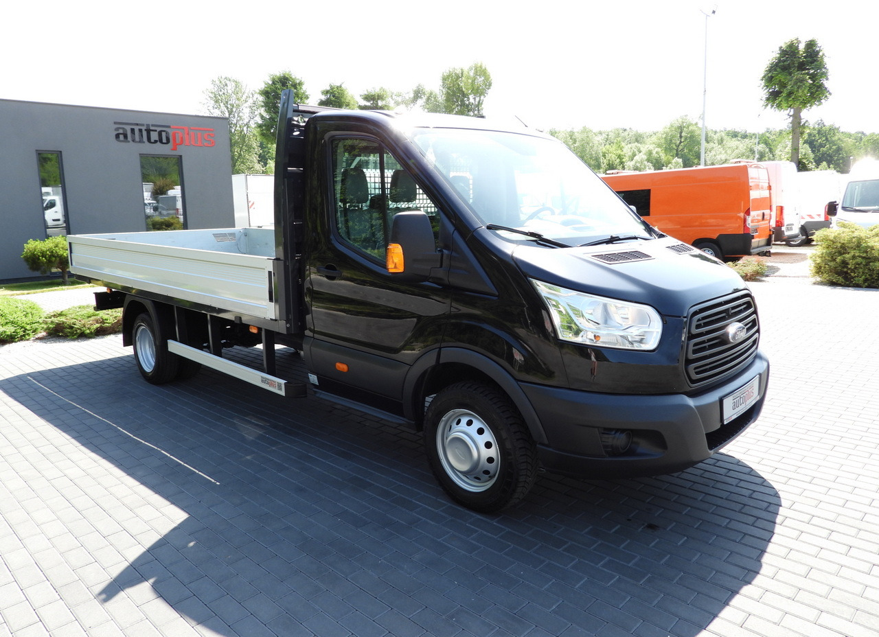 FORD TRANSIT STAKE BODY 8 PALLETS CRUISE CONTROL TWIN WHEELS AIR CONDITIONING 125HP - Bestelwagen open laadbak: afbeelding 4 FORD TRANSIT STAKE BODY 8 PALLETS CRUISE CONTROL TWIN WHEELS AIR CONDITIONING 125HP - Bestelwagen open laadbak: afbeelding 4