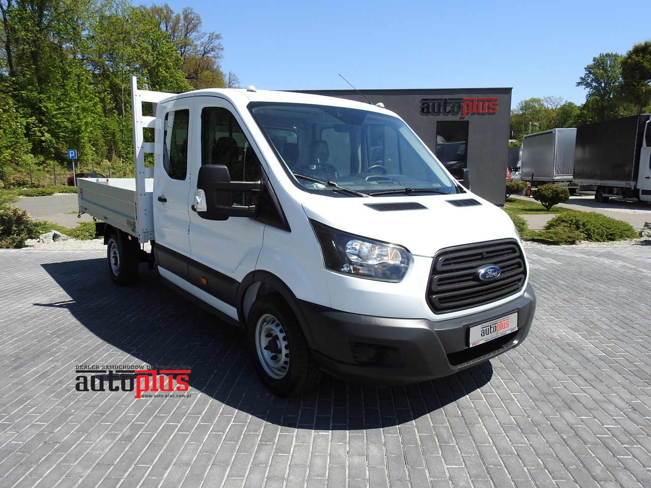 FORD TRANSIT STAKE BODY DOUBLE CABIN DOKA 7 SEATS AIR CONDITIONING 130HP - Bestelwagen met dubbele cabine: afbeelding 1 FORD TRANSIT STAKE BODY DOUBLE CABIN DOKA 7 SEATS AIR CONDITIONING 130HP - Bestelwagen met dubbele cabine: afbeelding 1