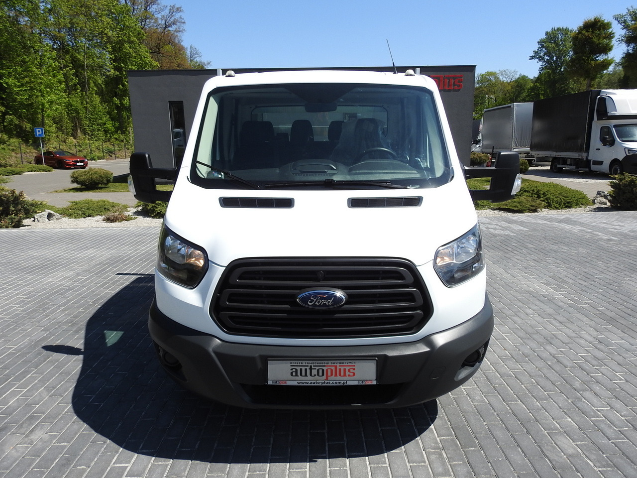 FORD TRANSIT STAKE BODY DOUBLE CABIN DOKA 7 SEATS AIR CONDITIONING 130HP - Bestelwagen met dubbele cabine: afbeelding 5 FORD TRANSIT STAKE BODY DOUBLE CABIN DOKA 7 SEATS AIR CONDITIONING 130HP - Bestelwagen met dubbele cabine: afbeelding 5