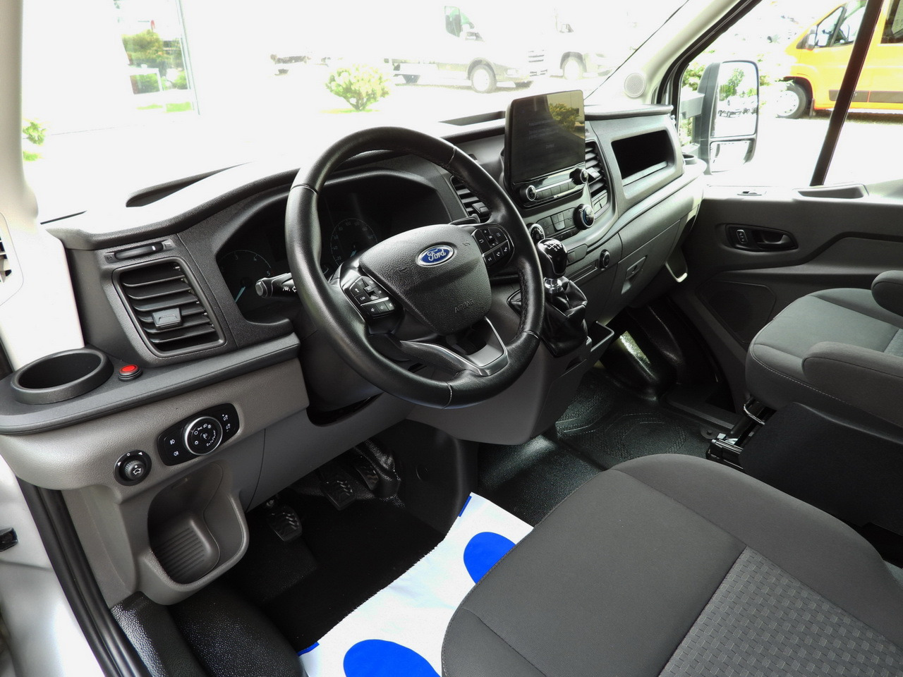 FORD TRANSIT TARPAULIN 10 PALLETS WEBASTO CRUISE CONTROL LED LIGHTS PNEUMATICS AIR CONDITIONING 160HP - Schuifzeilen bestelwagen: afbeelding 2 FORD TRANSIT TARPAULIN 10 PALLETS WEBASTO CRUISE CONTROL LED LIGHTS PNEUMATICS AIR CONDITIONING 160HP - Schuifzeilen bestelwagen: afbeelding 2