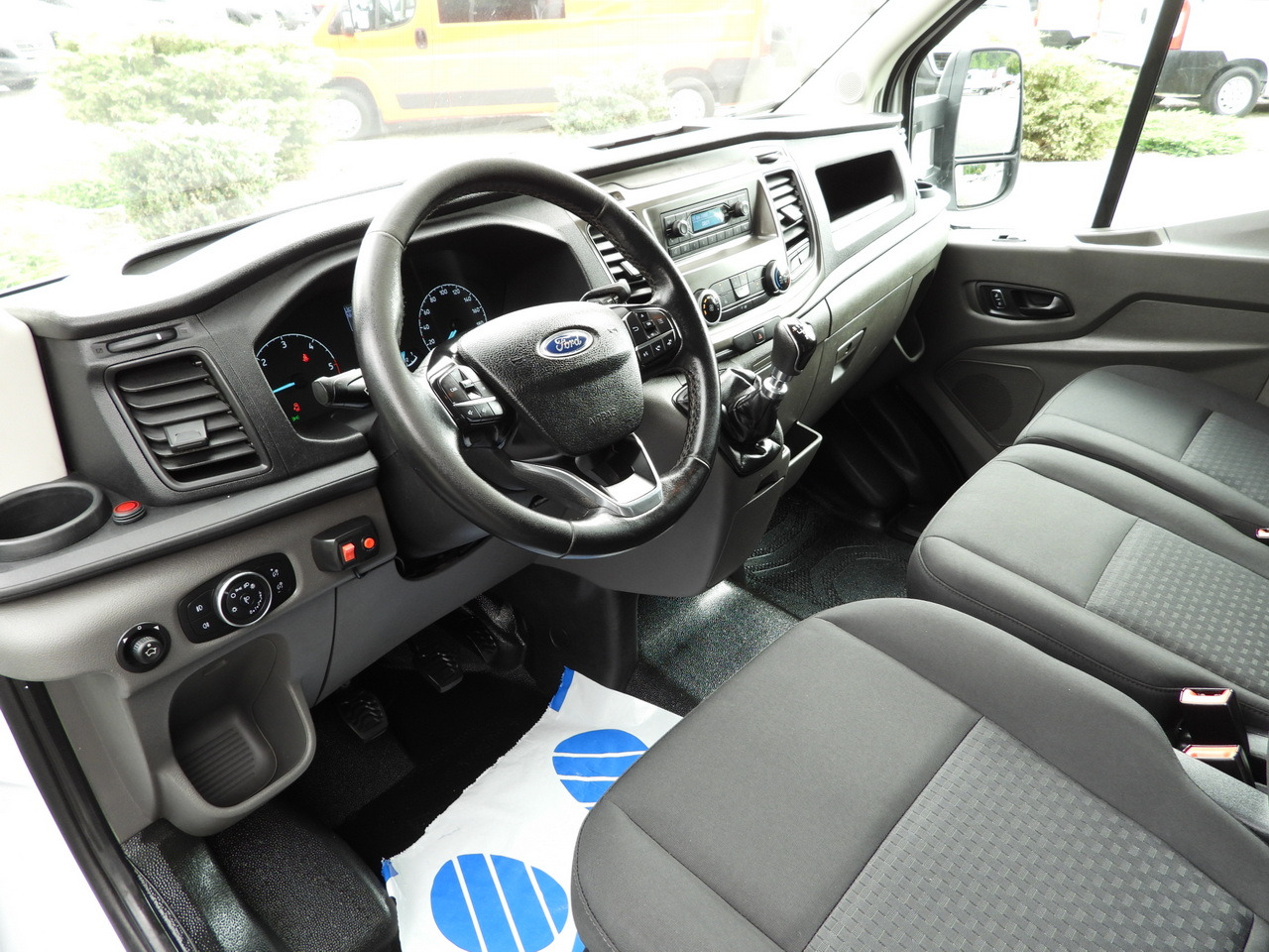 FORD TRANSIT  TARPAULIN 8 PALLETS CRUISE CONTROL LED LIGHTS TWIN WHEELS AIR CONDITIONING  130HP - Schuifzeilen bestelwagen: afbeelding 2 FORD TRANSIT  TARPAULIN 8 PALLETS CRUISE CONTROL LED LIGHTS TWIN WHEELS AIR CONDITIONING  130HP - Schuifzeilen bestelwagen: afbeelding 2