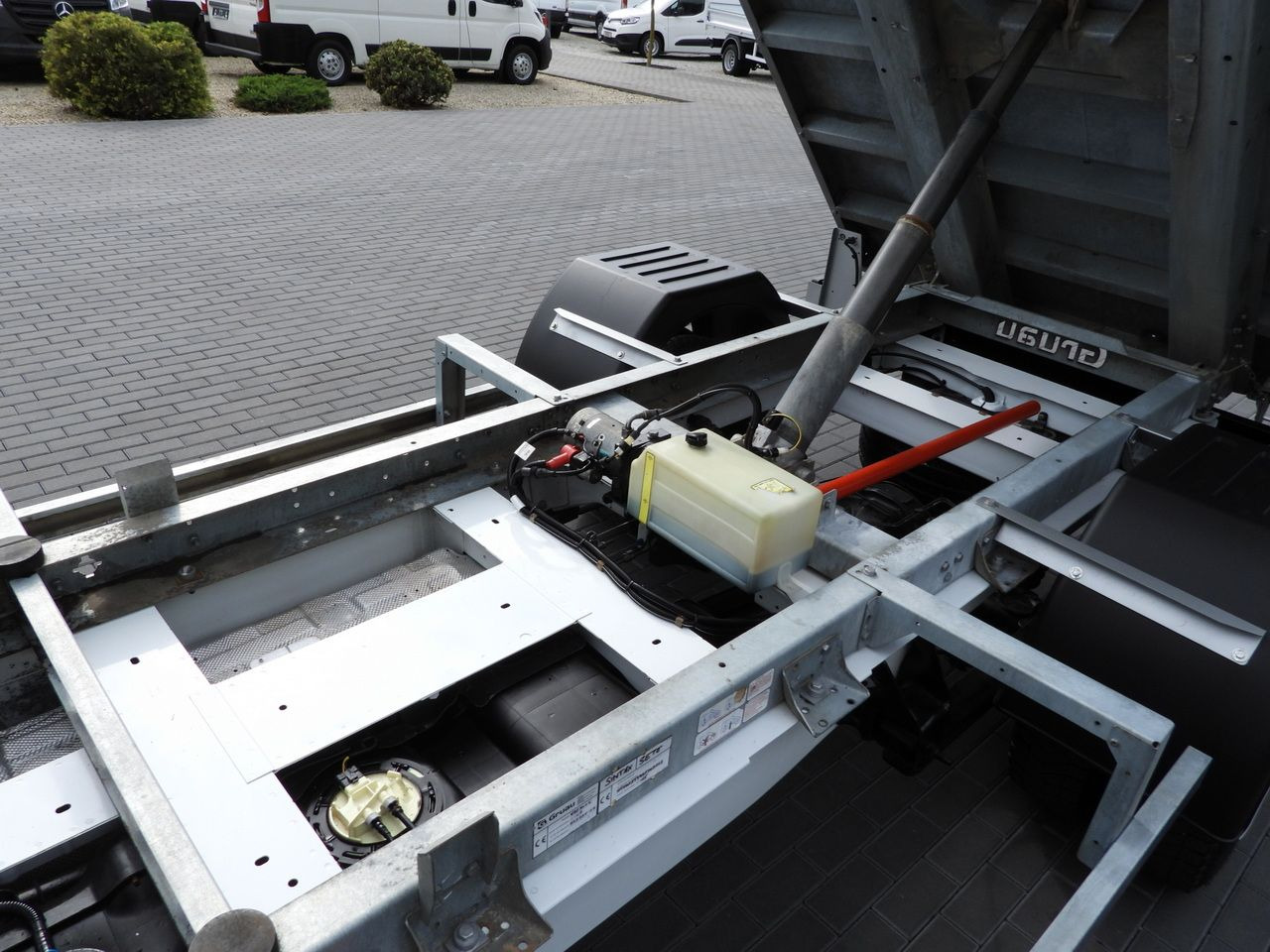 Kipper bestelwagen FORD TRANSIT TIPPER TWIN WHEELS 155HP: afbeelding 20 Kipper bestelwagen FORD TRANSIT TIPPER TWIN WHEELS 155HP: afbeelding 20