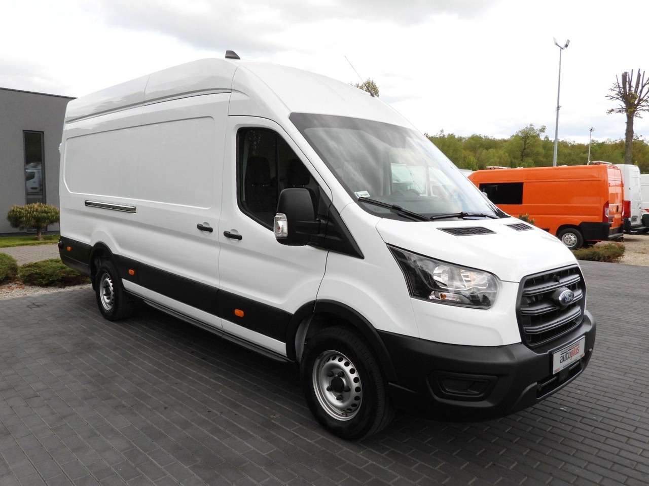 Ford TRANSIT KASTENWAGEN TEMPOMAT KLIMAANLAGE 130PS - Gesloten bestelwagen: afbeelding 4 Ford TRANSIT KASTENWAGEN TEMPOMAT KLIMAANLAGE 130PS - Gesloten bestelwagen: afbeelding 4