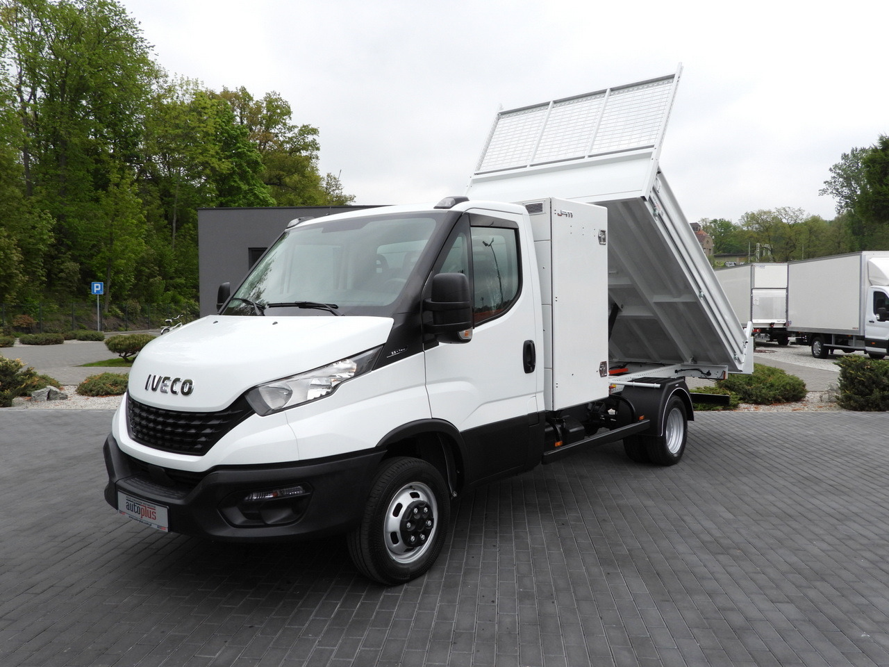 Kipper bestelwagen IVECO DAILY 35C14 TIPPER CRUISE CONTROL TWIN WHEELS 140HP: afbeelding 18 Kipper bestelwagen IVECO DAILY 35C14 TIPPER CRUISE CONTROL TWIN WHEELS 140HP: afbeelding 18