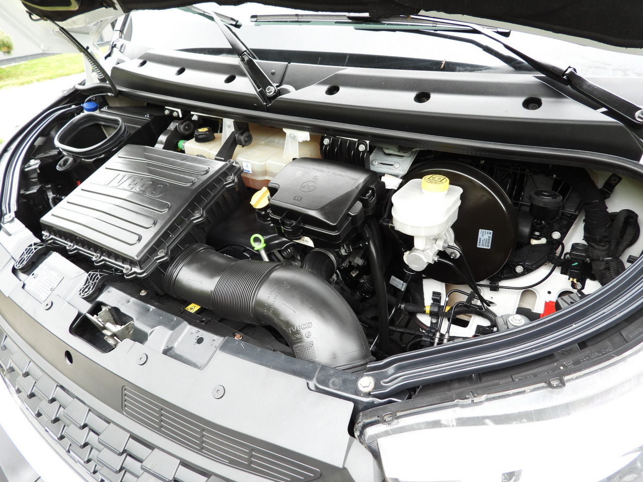 Kipper bestelwagen IVECO DAILY 35C14 TIPPER CRUISE CONTROL TWIN WHEELS 140HP: afbeelding 27 Kipper bestelwagen IVECO DAILY 35C14 TIPPER CRUISE CONTROL TWIN WHEELS 140HP: afbeelding 27