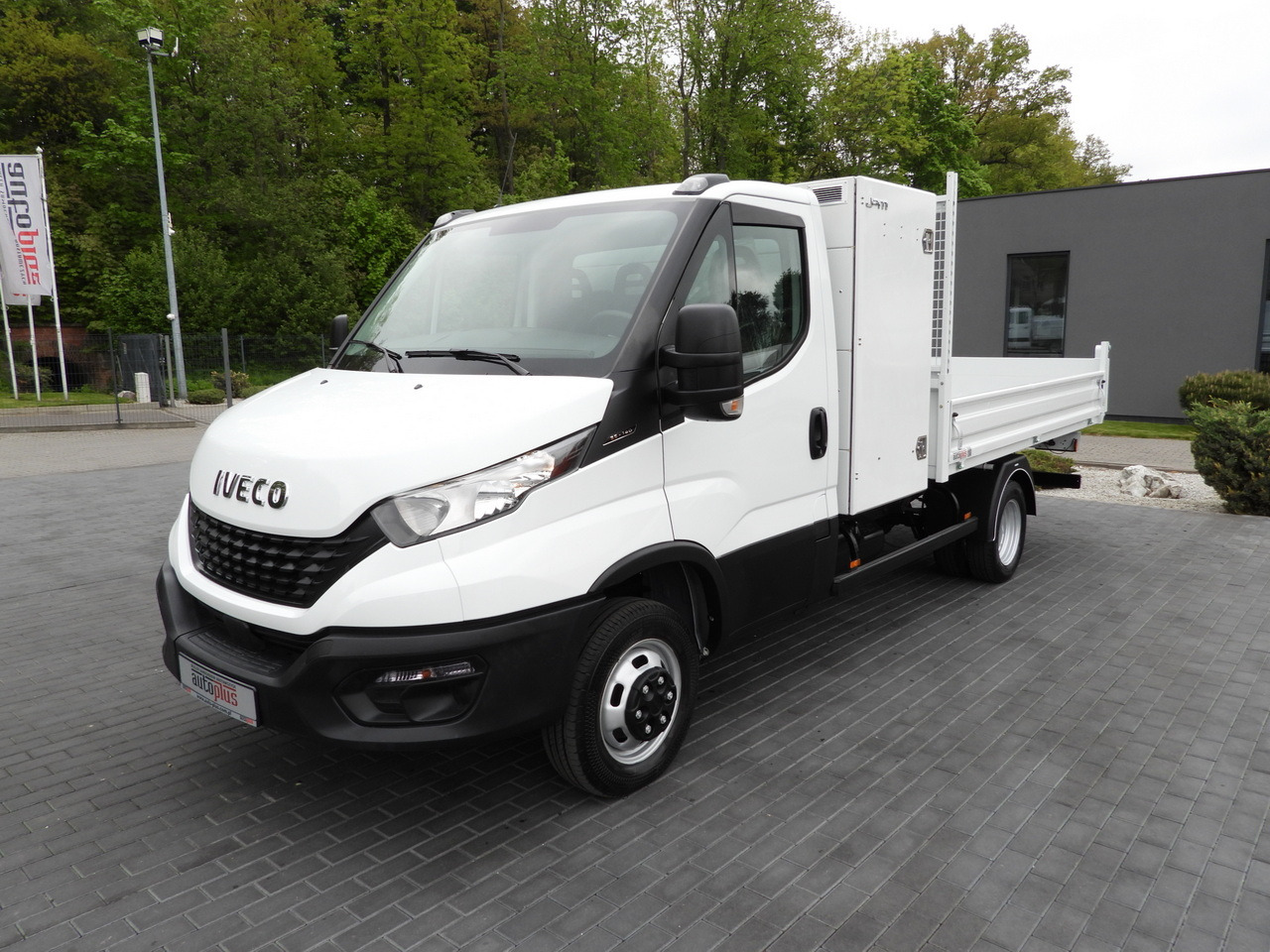 Kipper bestelwagen IVECO DAILY 35C14 TIPPER CRUISE CONTROL TWIN WHEELS 140HP: afbeelding 6 Kipper bestelwagen IVECO DAILY 35C14 TIPPER CRUISE CONTROL TWIN WHEELS 140HP: afbeelding 6