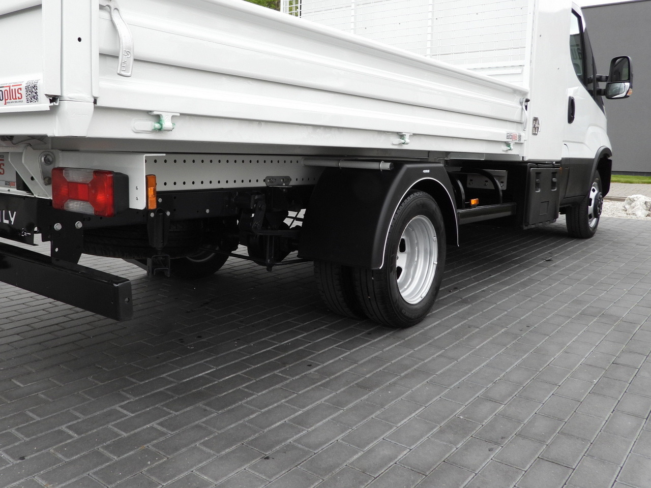 Kipper bestelwagen IVECO DAILY 35C14 TIPPER CRUISE CONTROL TWIN WHEELS 140HP: afbeelding 17 Kipper bestelwagen IVECO DAILY 35C14 TIPPER CRUISE CONTROL TWIN WHEELS 140HP: afbeelding 17