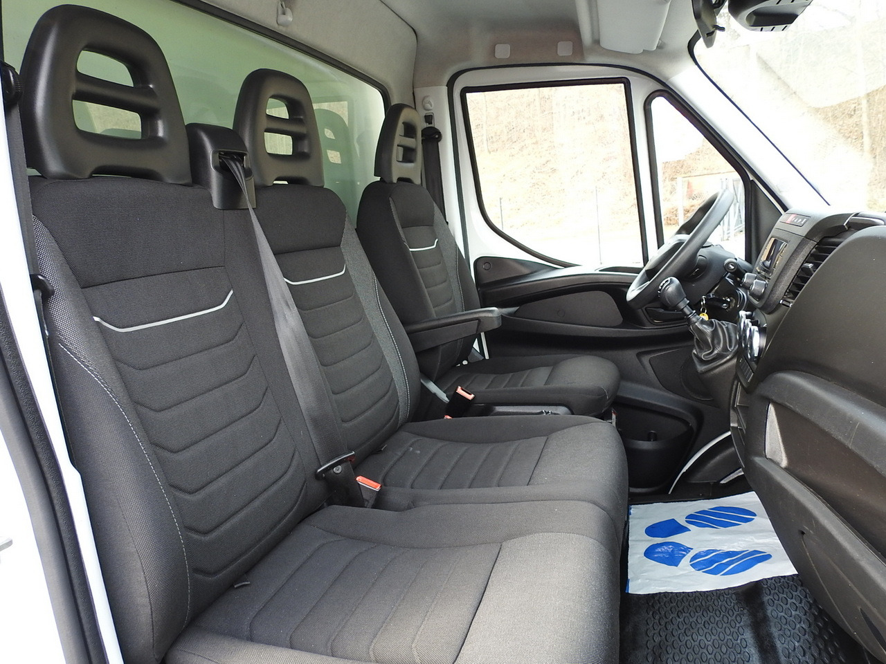 Bestelwagen gesloten laadbak IVECO DAILY 35C16 BOX LIFT 8 PALLETS CRUISE CONTROL TWIN WHEELS AIR CONDITIONING 160HP: afbeelding 37 Bestelwagen gesloten laadbak IVECO DAILY 35C16 BOX LIFT 8 PALLETS CRUISE CONTROL TWIN WHEELS AIR CONDITIONING 160HP: afbeelding 37